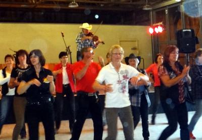 Linedance mit Hufnagel Countrymusic
